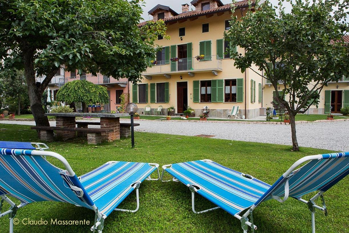 Agriturismo Fruttirossi Trofarello Bagian luar foto